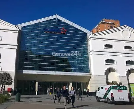 Fiumara Mall Генуя
